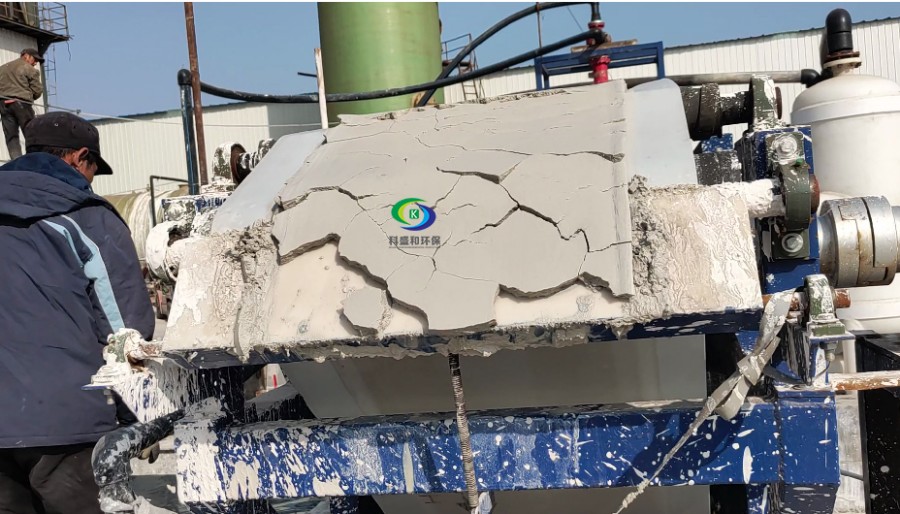 磚廠脫硫末端石膏脫水真空過濾機